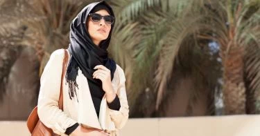 بالفيديو : ربطات انيقة و عملية للحجاب .