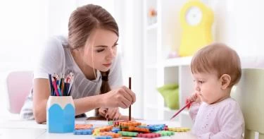 أضرار تربية المربية للأطفال