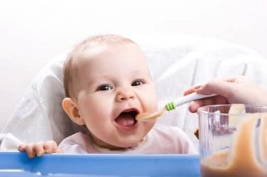 تغذية وصحة الرضع