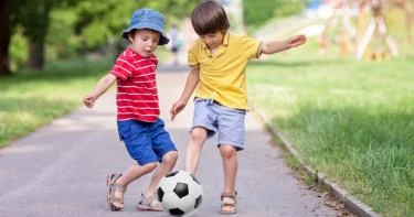 تكوين صداقات للطفل