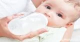 بالجدول :طرق تخزين حليب الثدى