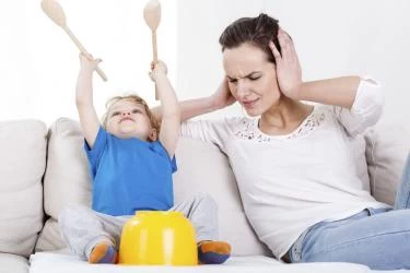 صعوبات تربية الأطفال الذكور