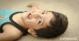 كيف يمكنك العناية بأسنان طفلك ولثته أثناء مرحلة تبديل الأسنان؟