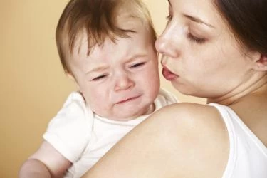 كيف أتعامل مع طفلي أثناء الفطام