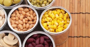 أضرار المعلبات الغذائية