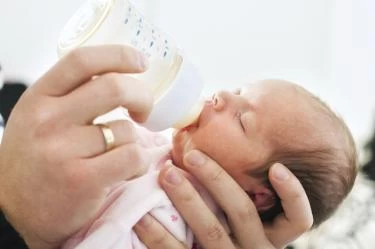 تغذية وصحة الرضع