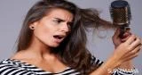 تساقط الشعر بعد الولادة.. أسبابه وكيف تتعاملين معه؟