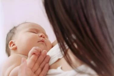 تغير لون بشرة الرضيع