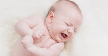 تهدئة بكاء الطفل الرضيع