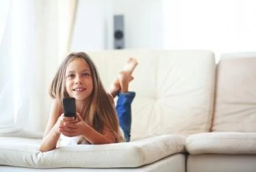 هل يمكن ترك الأطفال بمفردهم في المنزل