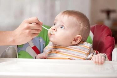 تغذية وصحة الرضع