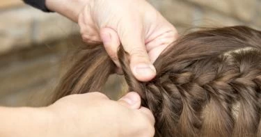 تسريحات شعر مختلفة