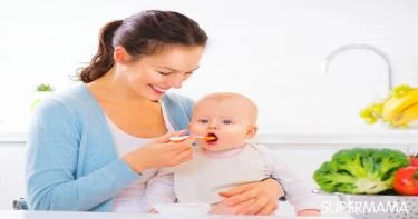 تنظيم الرضاعة الطبيعية مع الطعام الصلب