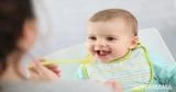 خط زمني لإطعام الطفل الرضيع في عامه الأول