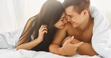 مداعبات قبل العلاقة الحميمة