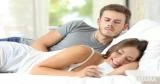 علامات سرية تدل على غيرة زوجك.. اكتشفيها