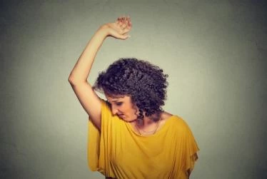 العناية بالبشرة