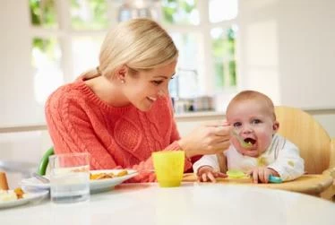 تغذية وصحة الرضع