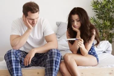 هل يحدث حمل بعد انتهاء شريط حبوب منع الحمل
