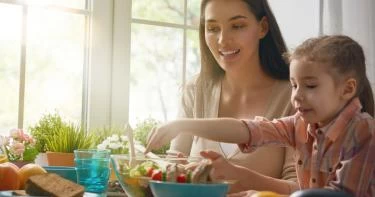 أكلات تنمي ذكاء الأطفال
