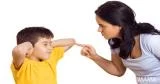 6 عبارات احذري قولها لطفلكِ أبدًا
