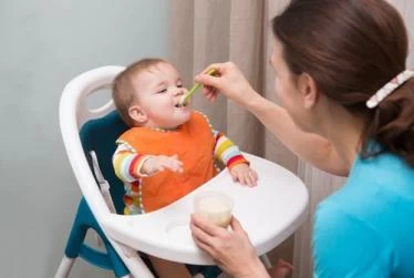 تغذية وصحة الرضع