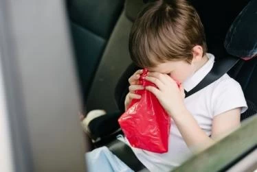 القيء عند الأطفال