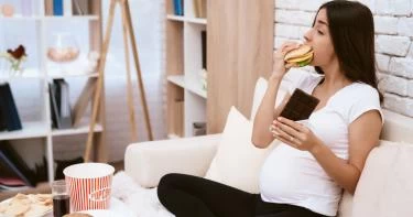 أشياء غريبة توحمت عليها الحوامل