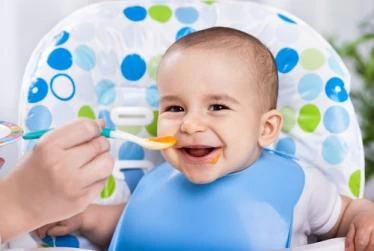 تغذية وصحة الرضع