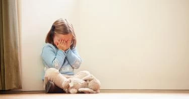 كيف أعاقب طفلي عمره سنة