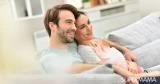 5 أوضاع حميمية تساعدكِ على الاسترخاء