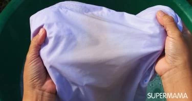 بقع ملابس الأطفال