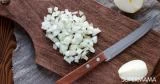 الطريقة الصحيحة لتخزين البصل في الفريزر