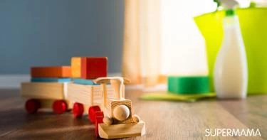 تنظيف ألعاب الأطفال