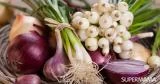 هل تخزين البصل والثوم في البلكونة صحيح؟