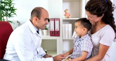 متى يحتاج الطفل دكتور تخاطب