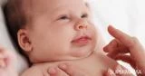ما طرق علاج الرشح عند الرضع؟