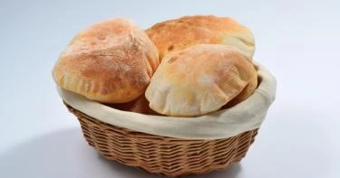 الحفاظ على الخبز طازجًا