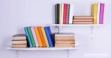ترتيب الكتب في غرفة الأبناء