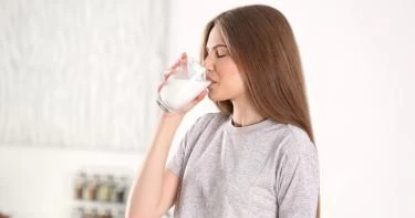أهمية شرب الحليب غير المعلب