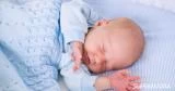 8 علامات لتوقف تنفس الرضيع خلال النوم