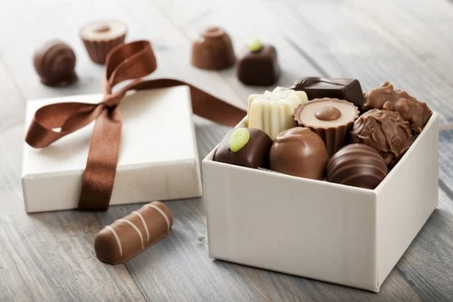 علبة شوكولاتة فاخرة
